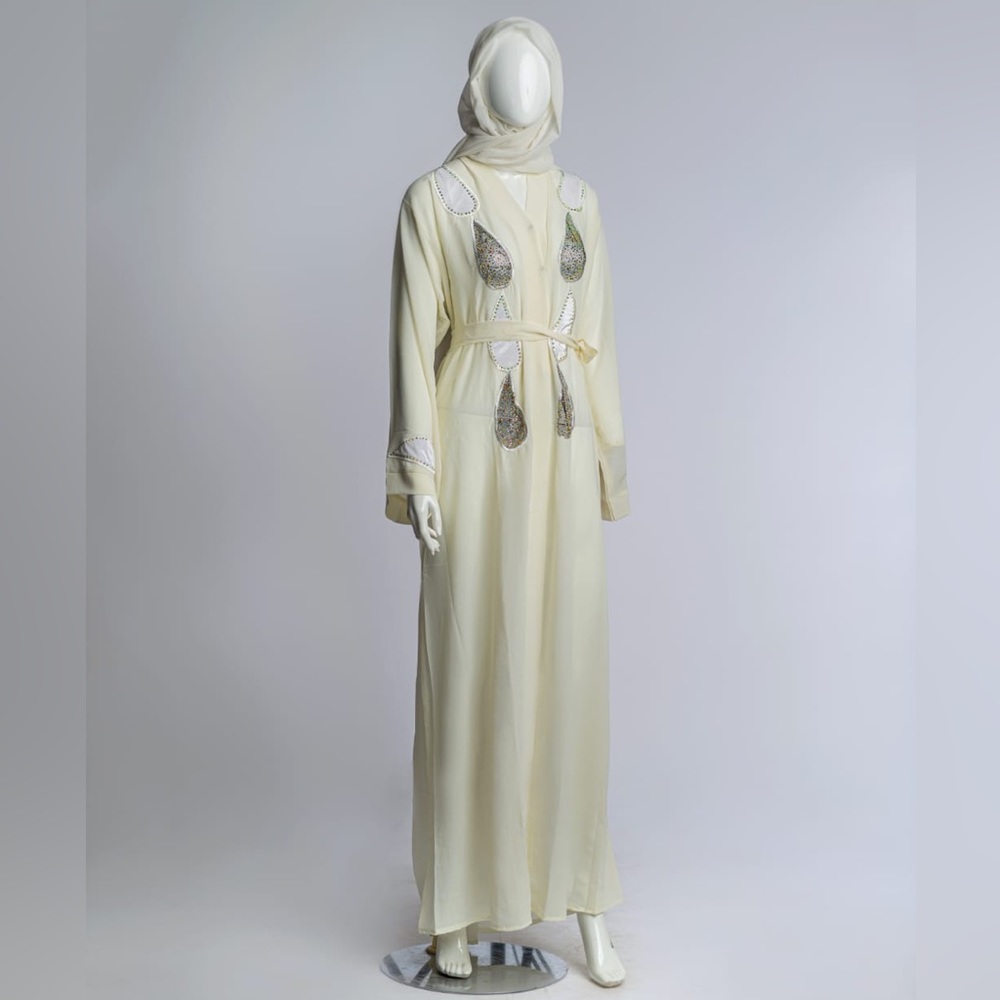 SOLD ✅ 
Eid/ Muslim/ Dubai Arab Maxi Belted Embroidered Abaya Size Fits S/M/L